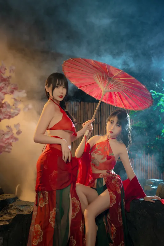 &Tina很妖孽呀 古风双人 - 不呆猫